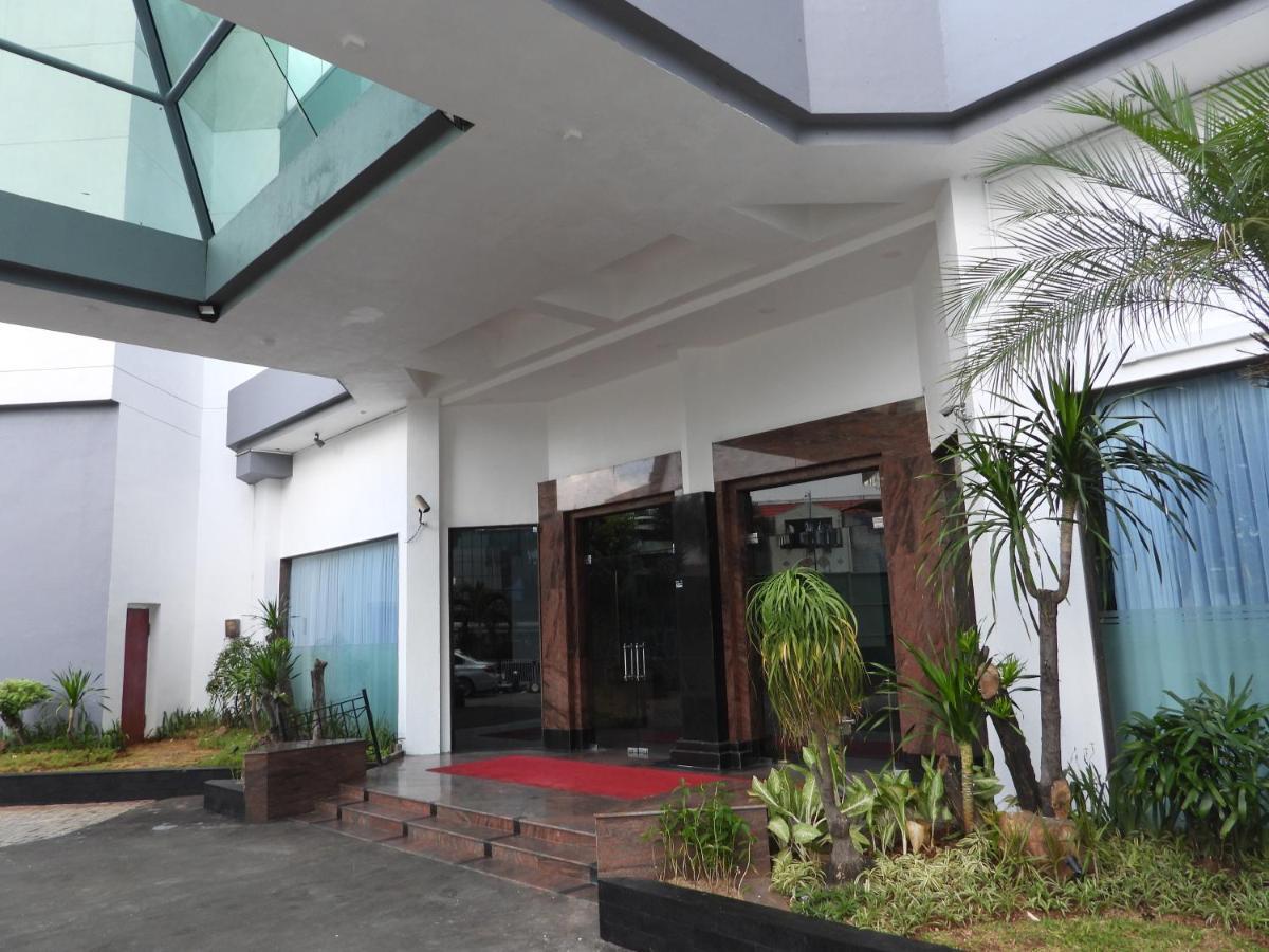 Maxwell Hotel Jakarta Exterior foto