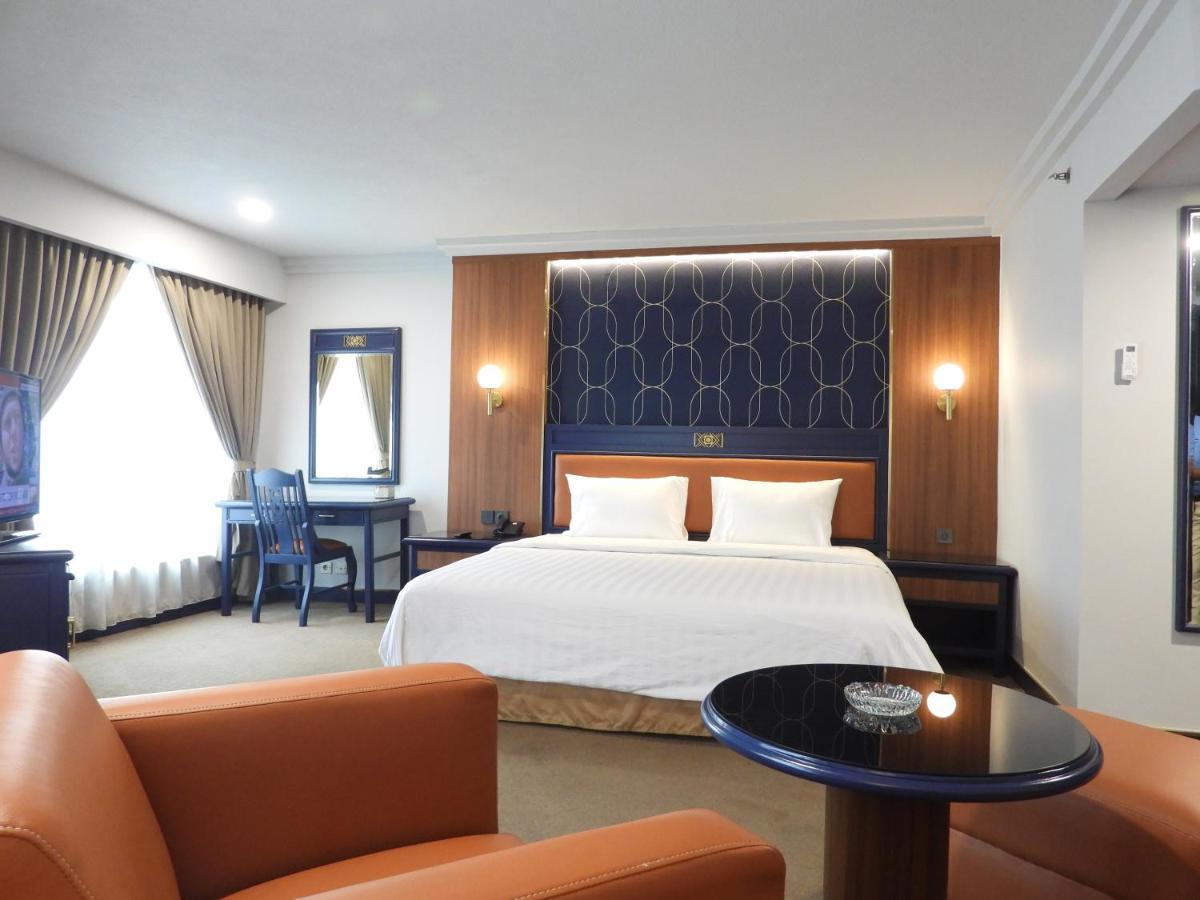 Maxwell Hotel Jakarta Exterior foto