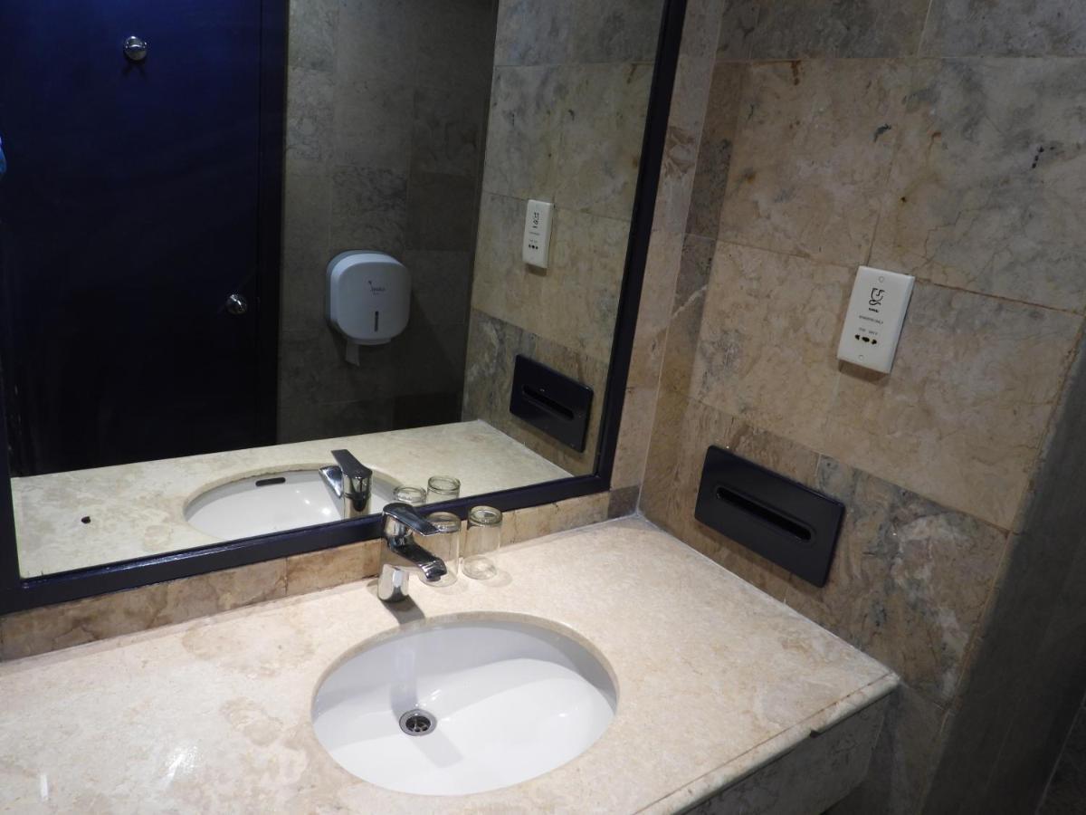 Maxwell Hotel Jakarta Exterior foto