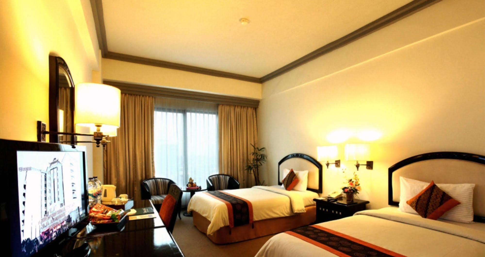 Maxwell Hotel Jakarta Exterior foto